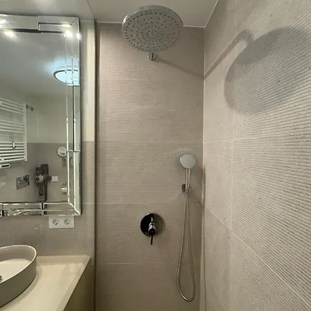 Classy La Caleta 아파트